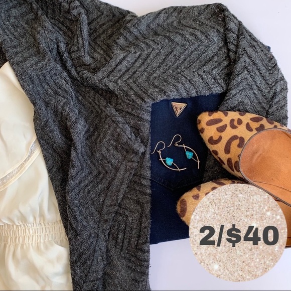 AEROPOSTALE CARDIGAN GREY GRAY SWEATER OPEN - Picture 1 of 7